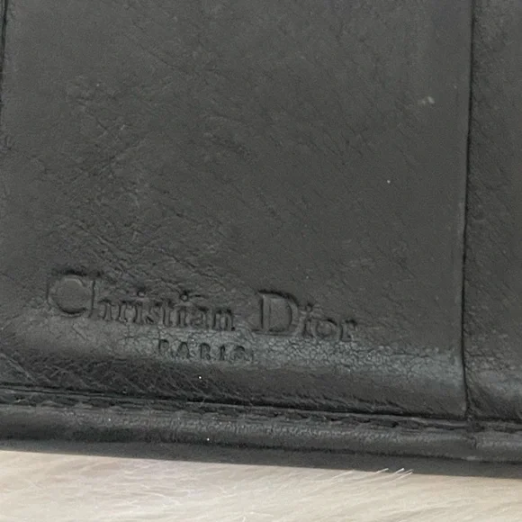 Dior Montaigne Wallet.